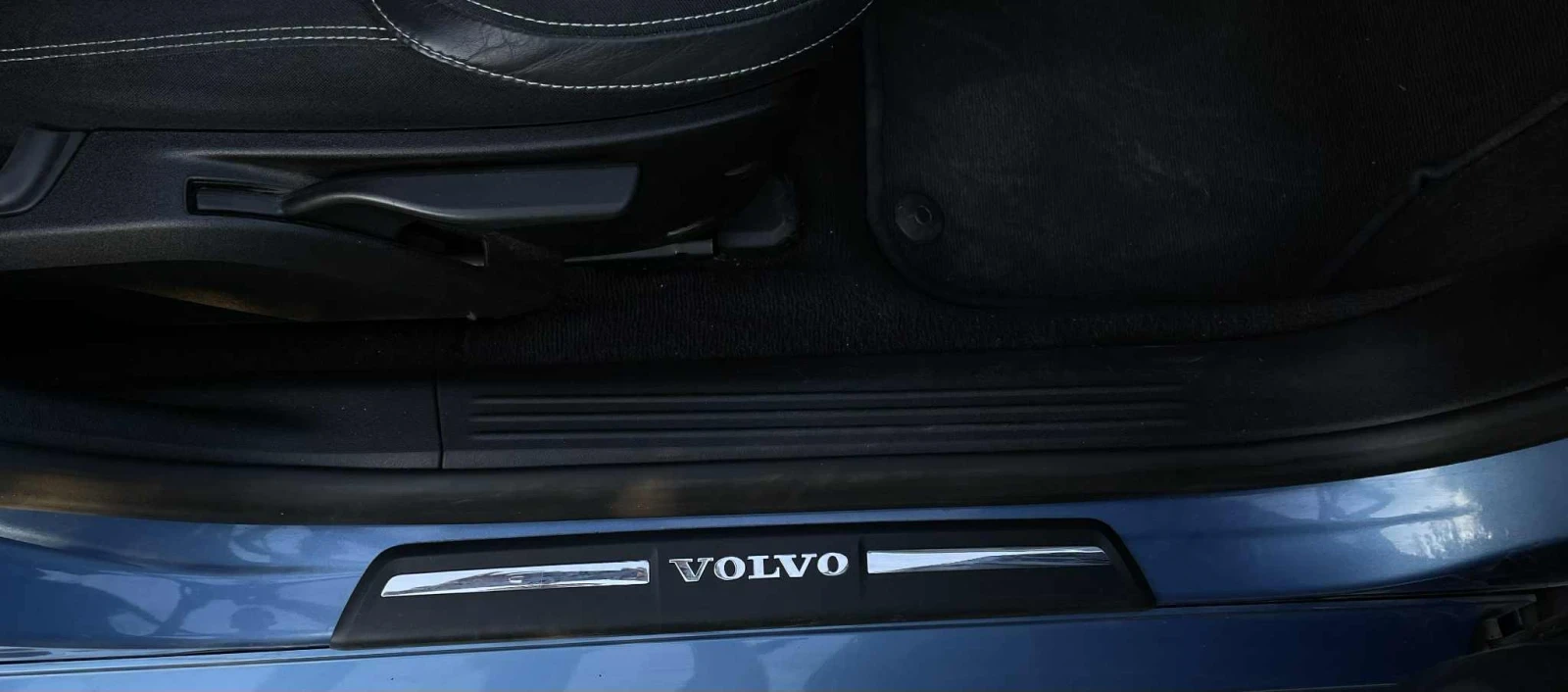 Volvo V40 D2, снимка 16 - Автомобили и джипове - 54391842