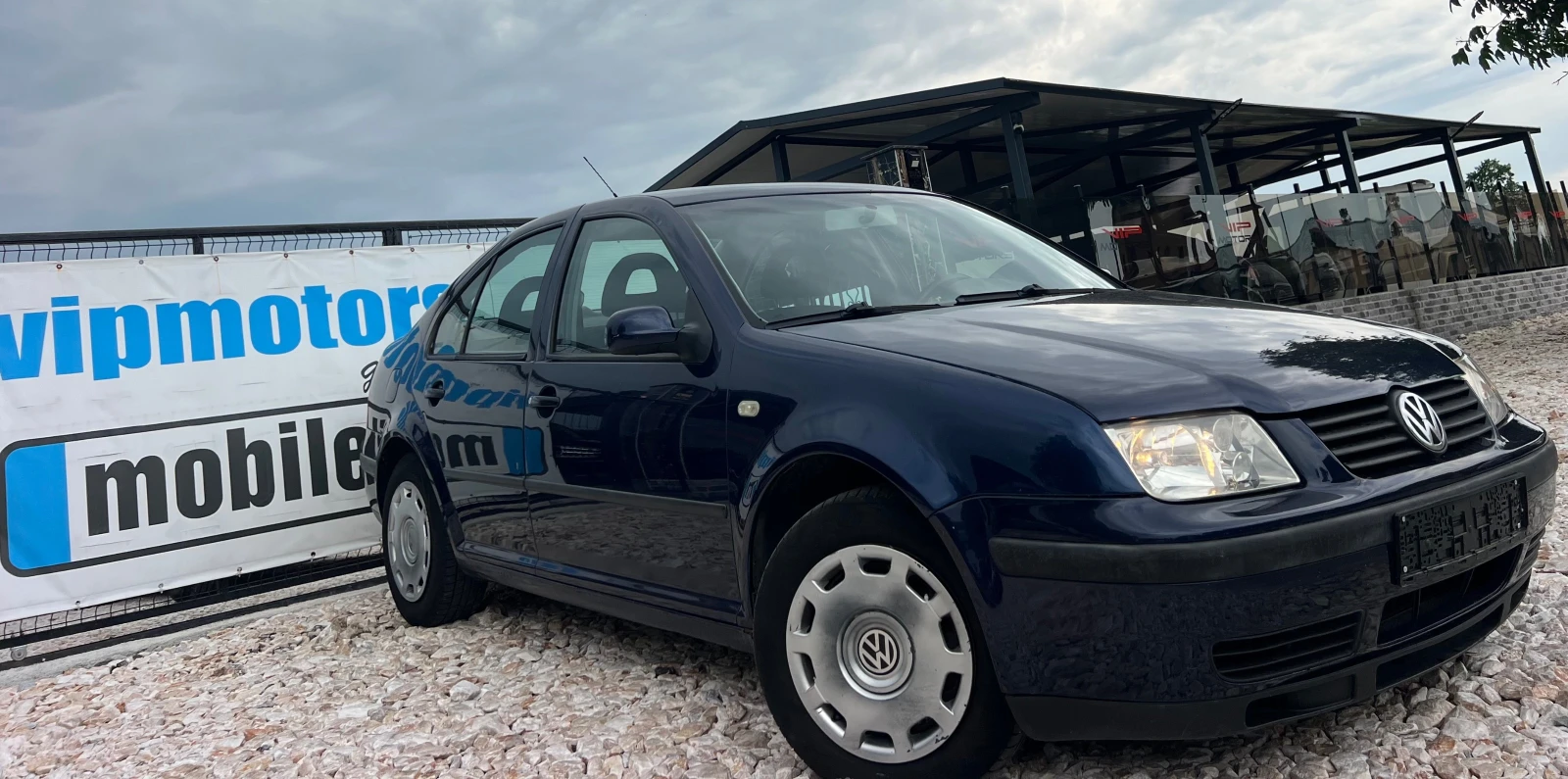 VW Bora 1.9TDI FACELIFT/SEDAN/KLIMATIK/UNIKAT, снимка 5 - Автомобили и джипове - 54806541