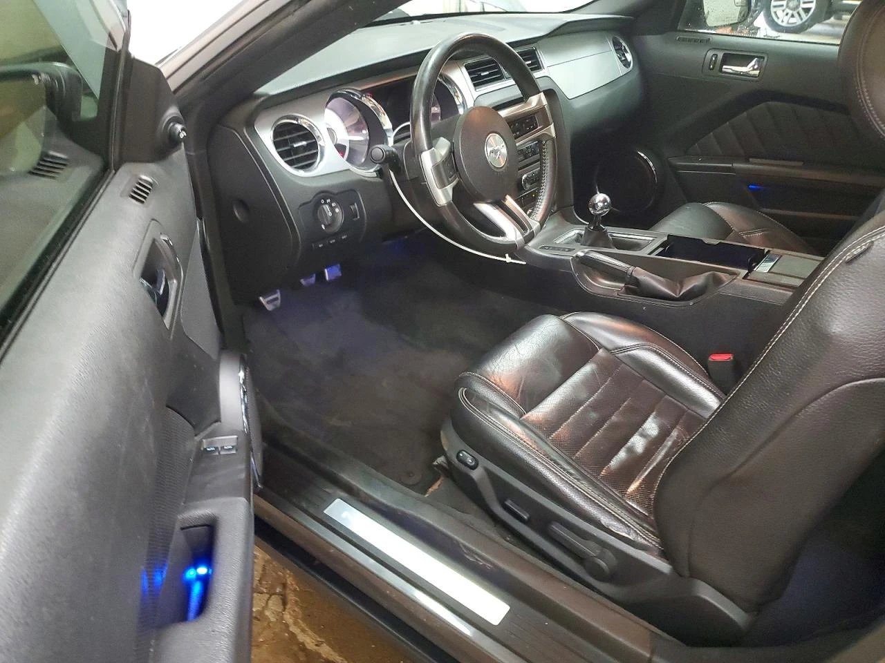 Ford Mustang 5.0l Gt, снимка 8 - Автомобили и джипове - 54882671