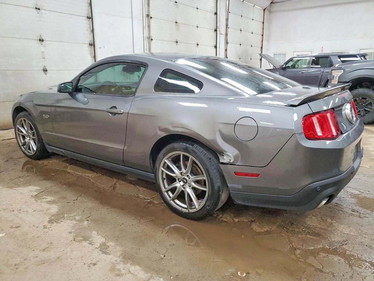 Ford Mustang 5.0l Gt, снимка 2 - Автомобили и джипове - 54882671