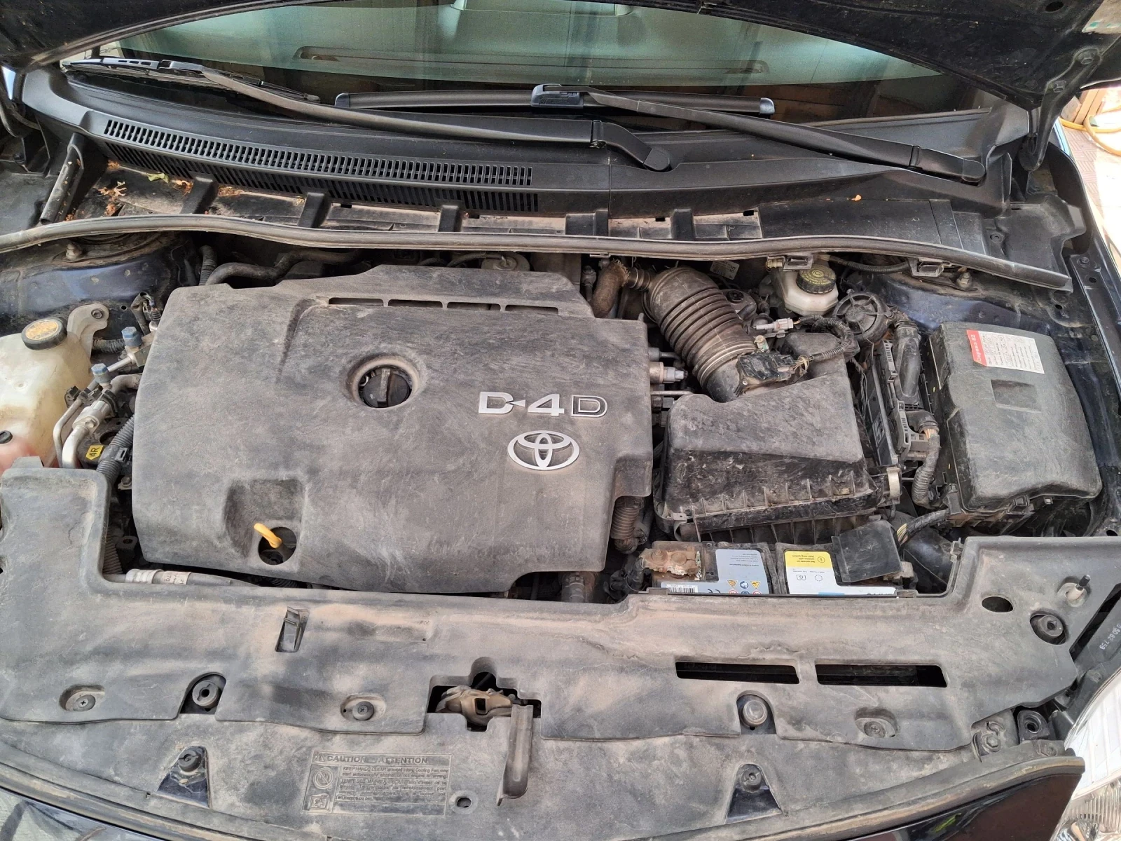 Toyota Corolla 2.0D4D ШЕСТ СКОРОСТИ, снимка 12 - Автомобили и джипове - 54977338