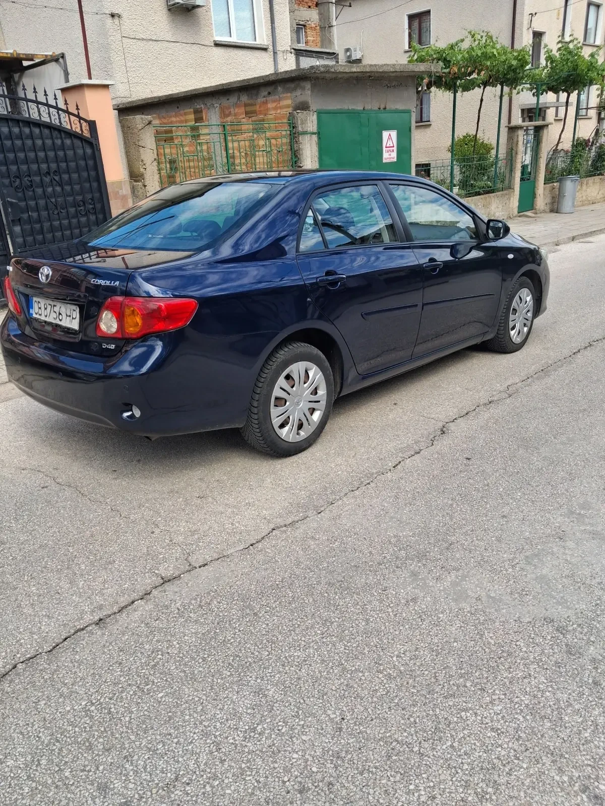 Toyota Corolla 2.0D4D ШЕСТ СКОРОСТИ, снимка 9 - Автомобили и джипове - 54977338