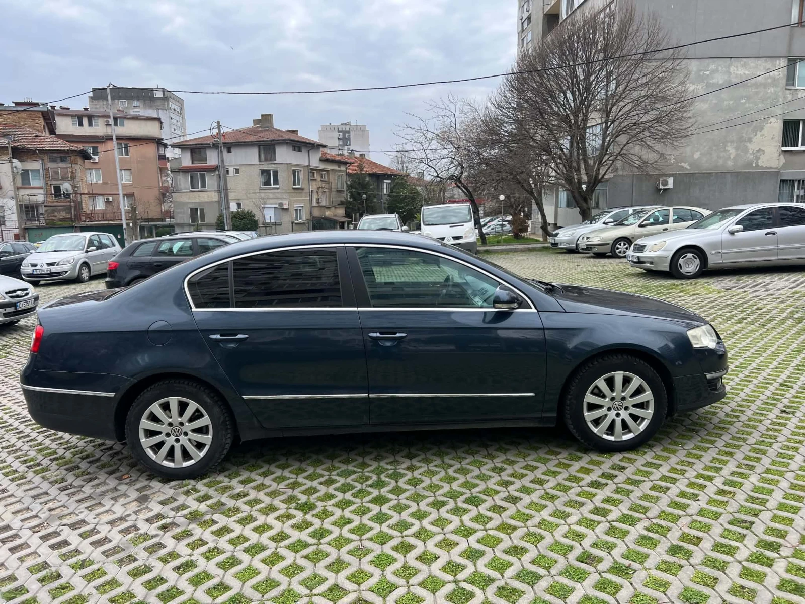 VW Passat, снимка 6 - Автомобили и джипове - 55770348