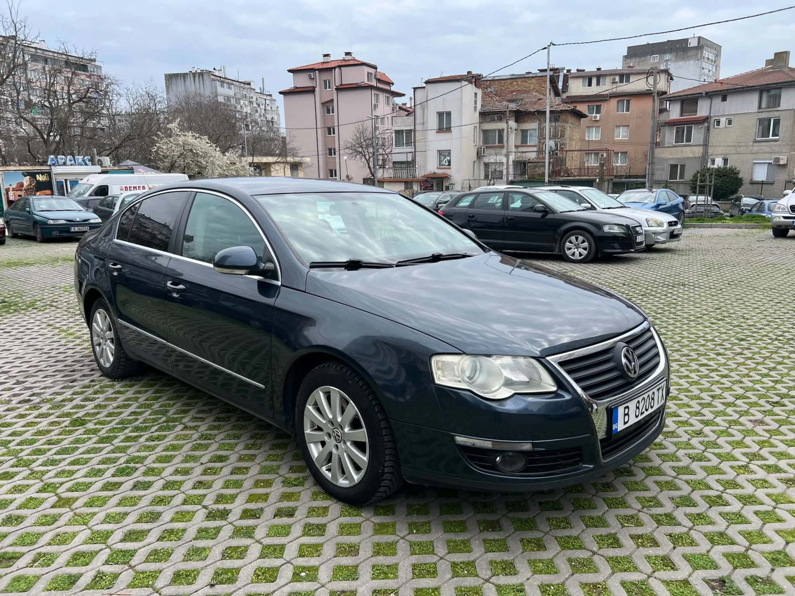 VW Passat, снимка 2 - Автомобили и джипове - 55770348