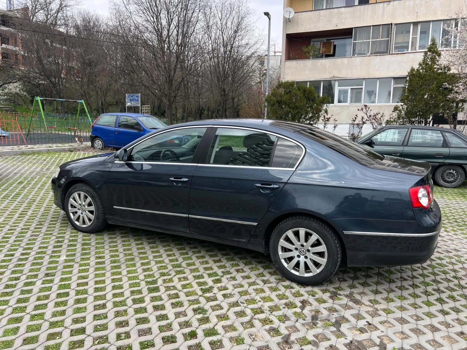 VW Passat, снимка 4 - Автомобили и джипове - 55770348