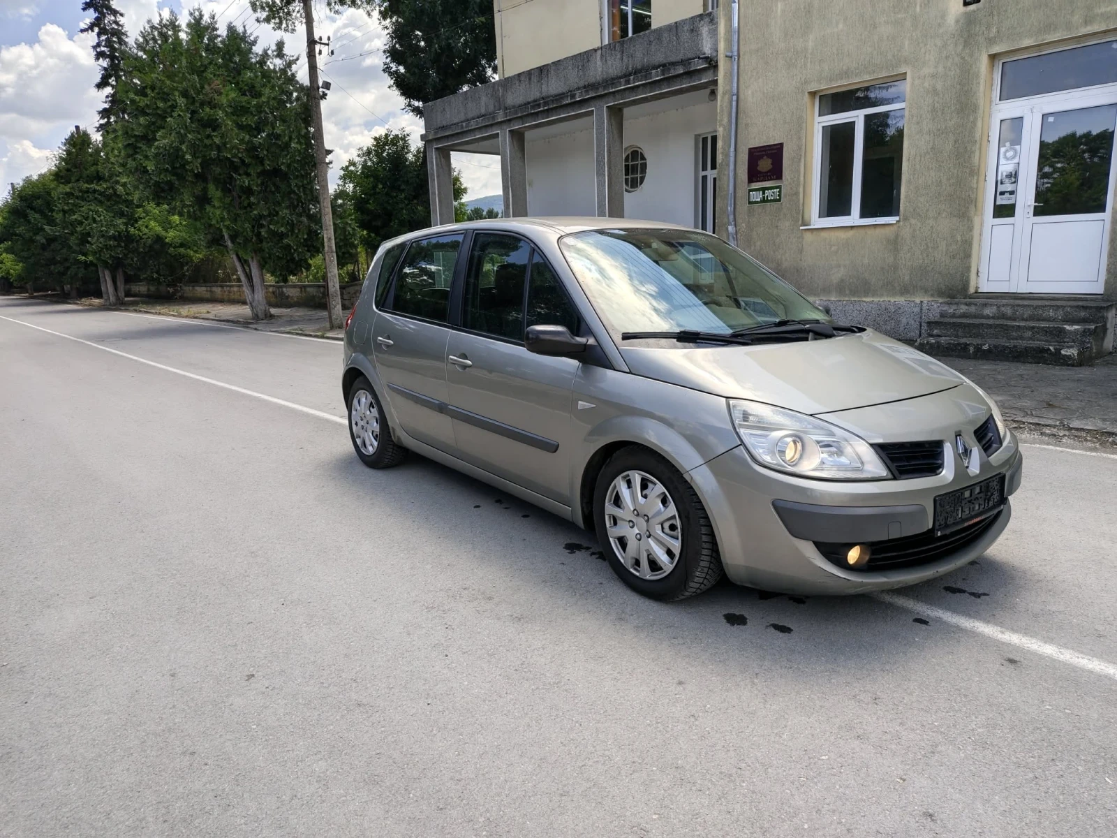 Renault Scenic 1.9dci , снимка 5 - Автомобили и джипове - 55837782