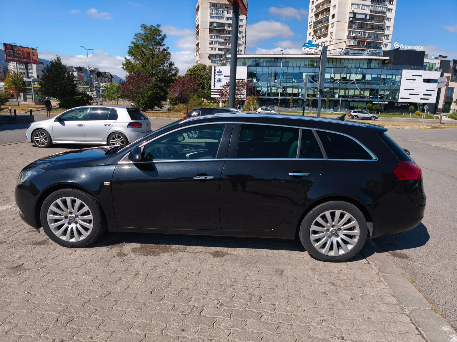 Opel Insignia, снимка 7 - Автомобили и джипове - 56181807