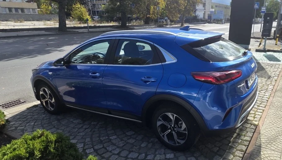 Kia XCeed 1, 5T 6MT "Comfort", снимка 4 - Автомобили и джипове - 56334126