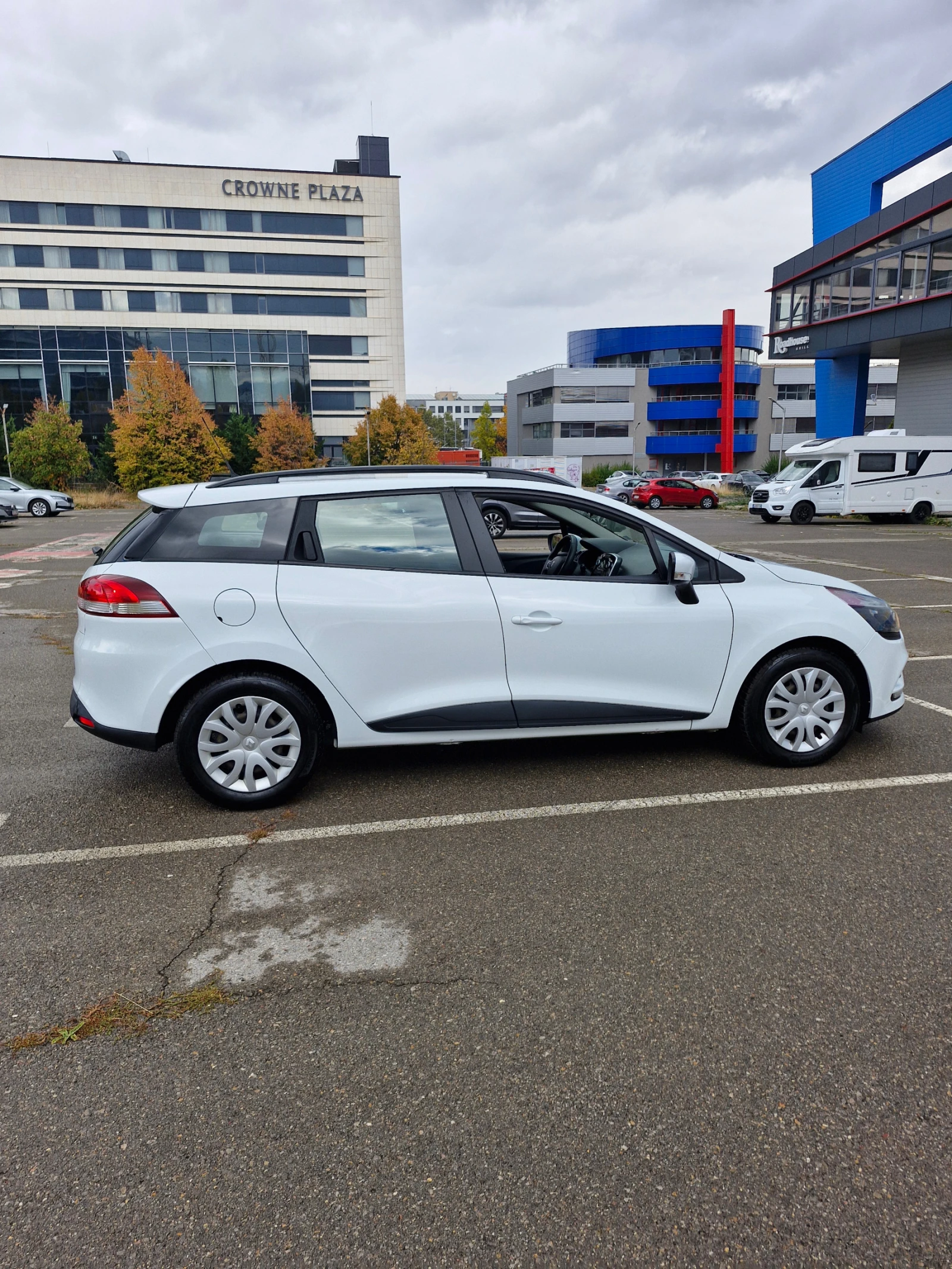 Renault Clio 2020, снимка 7 - Автомобили и джипове - 56607681