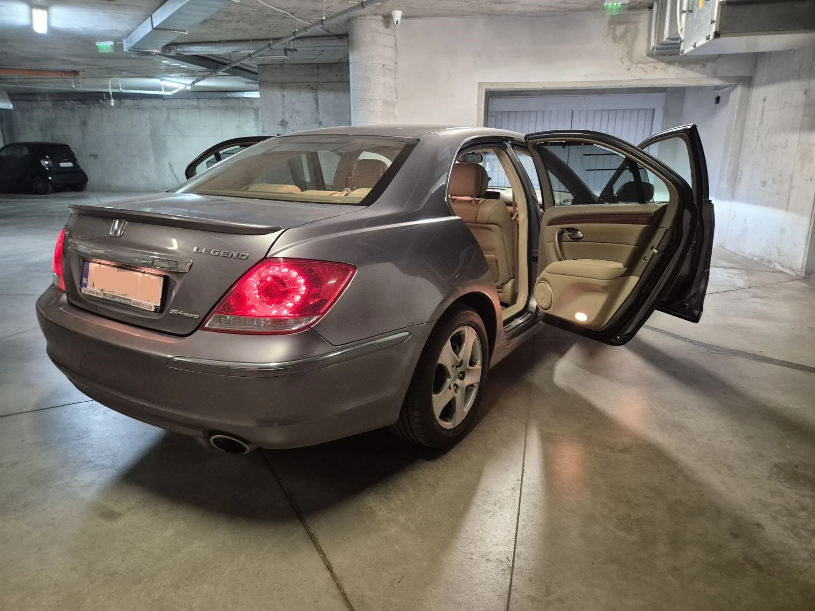 Honda Legend, снимка 4 - Автомобили и джипове - 56656290