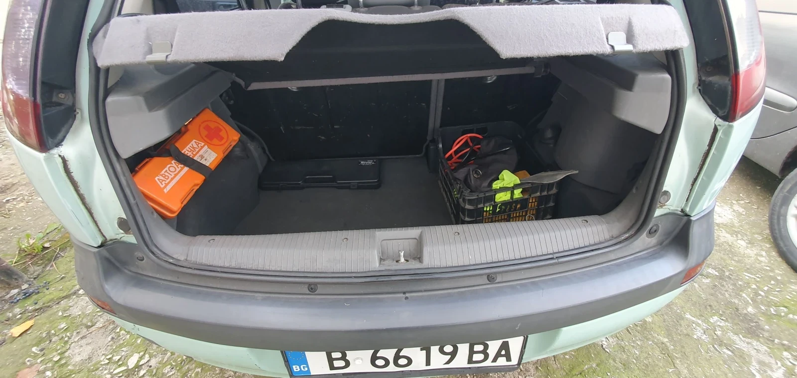 Opel Corsa 1, 7 DTI, снимка 9 - Автомобили и джипове - 56747986