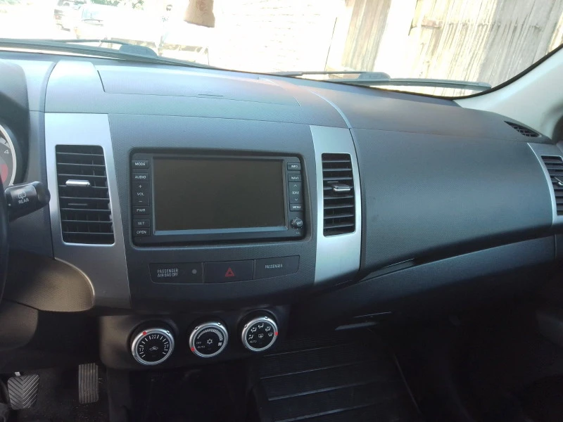 Peugeot 4007 2.2 HDI, снимка 3 - Автомобили и джипове - 47655977