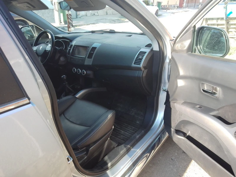 Peugeot 4007 2.2 HDI, снимка 6 - Автомобили и джипове - 47655977