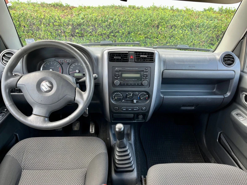 Suzuki Jimny Jimny 1.3, снимка 11 - Автомобили и джипове - 47209298