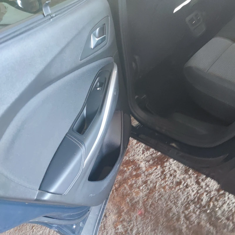 Opel Grandland X, снимка 13 - Автомобили и джипове - 48372159