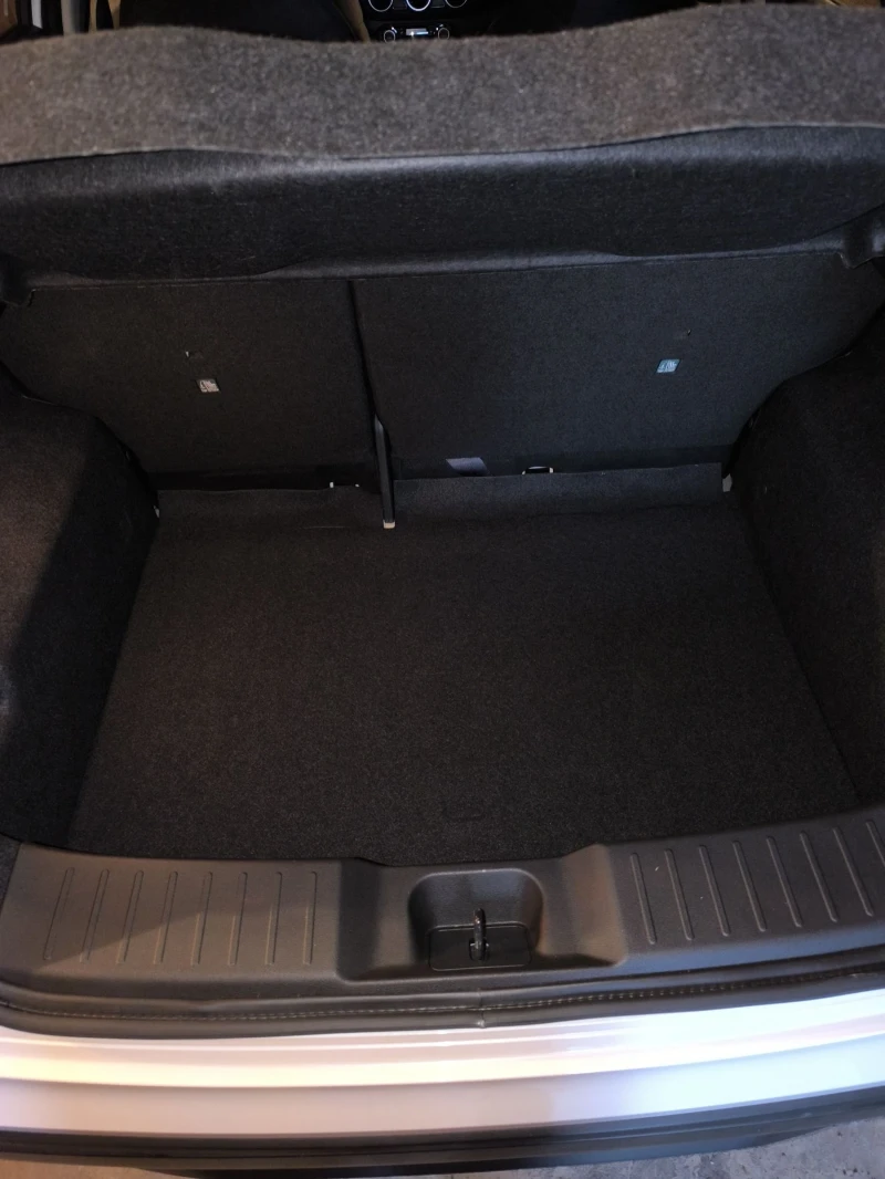 Nissan Juke, снимка 14 - Автомобили и джипове - 52474448