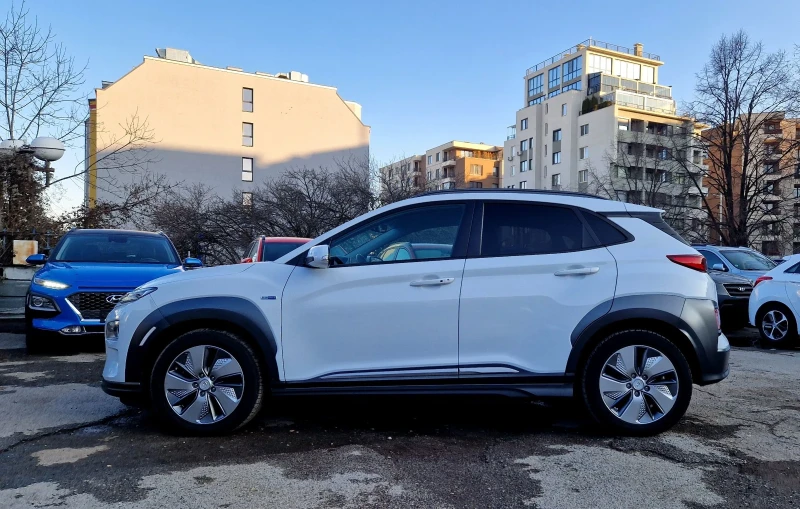 Hyundai Kona 64KWh/Premium/SOH97%, снимка 4 - Автомобили и джипове - 52557568