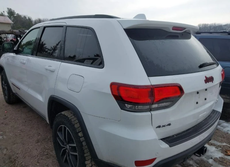 Jeep Grand cherokee, снимка 3 - Автомобили и джипове - 53047684