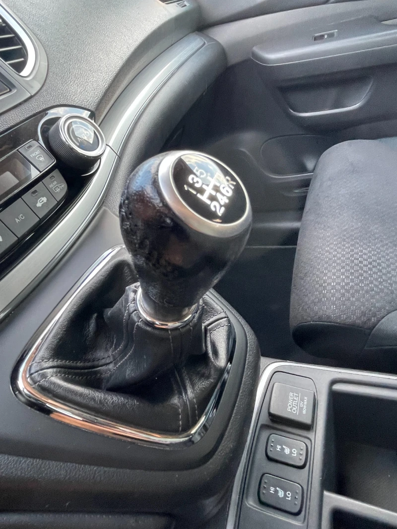 Honda Cr-v, снимка 16 - Автомобили и джипове - 53289347