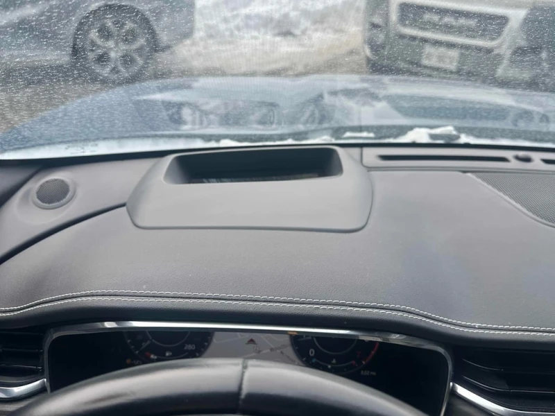 Jaguar F-PACE * P400 R Dynamic S * CARFAX * ЦЕНА ДО БГ, снимка 15 - Автомобили и джипове - 53430874