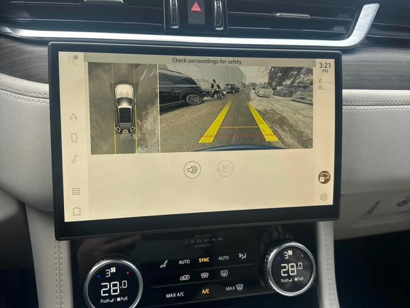 Jaguar F-PACE * P400 R Dynamic S * CARFAX * ЦЕНА ДО БГ, снимка 12 - Автомобили и джипове - 53430874