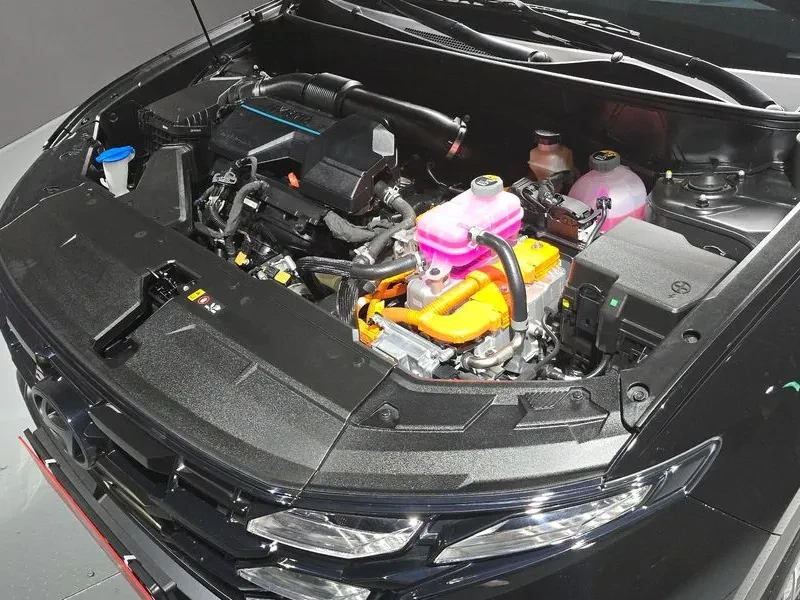 Hyundai Tucson 1.6 2WD HEV, снимка 6 - Автомобили и джипове - 55802228