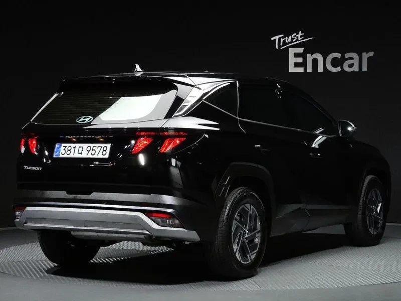 Hyundai Tucson 1.6 2WD HEV, снимка 2 - Автомобили и джипове - 55802228