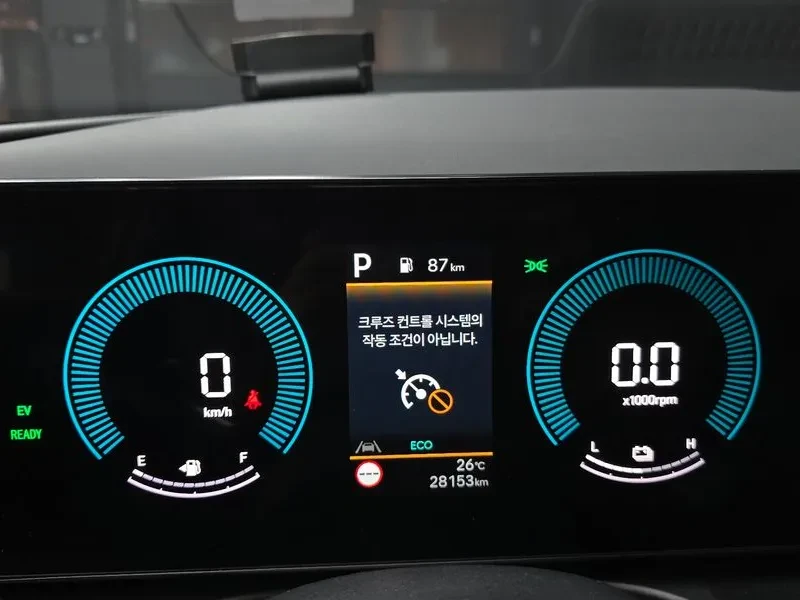 Hyundai Tucson 1.6 2WD HEV, снимка 8 - Автомобили и джипове - 55802228