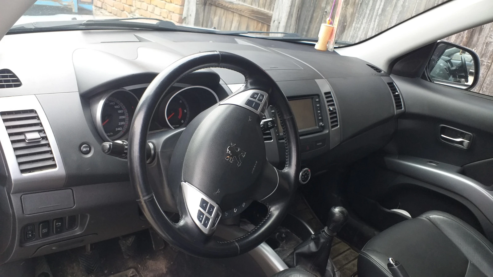 Peugeot 4007 2.2 HDI | Mobile.bg   12