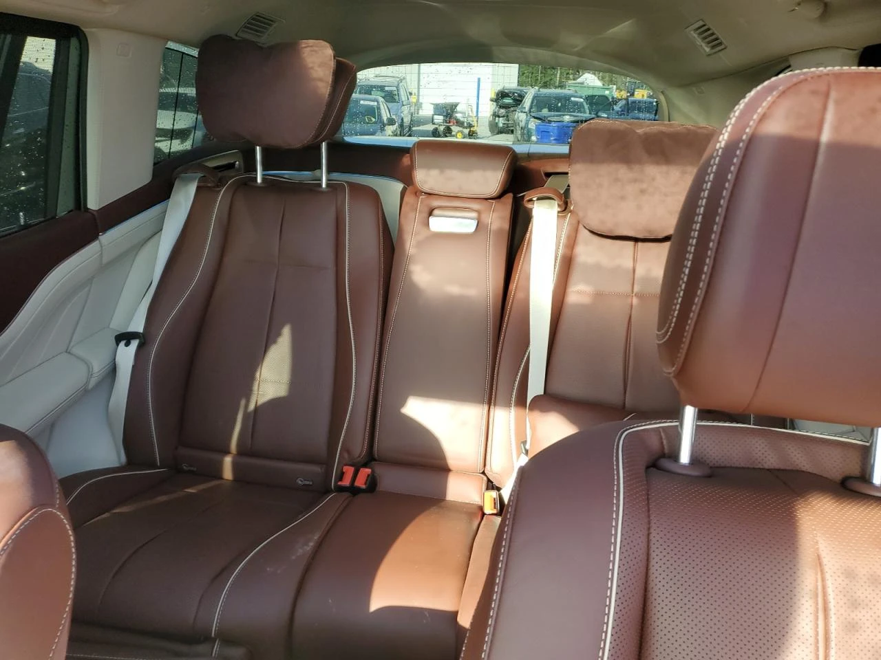 Mercedes-Benz GLS 600 MAYBACH * 4MATIC * KEYLESS * BURMESTER * ПОДГРЕВ  - изображение 10