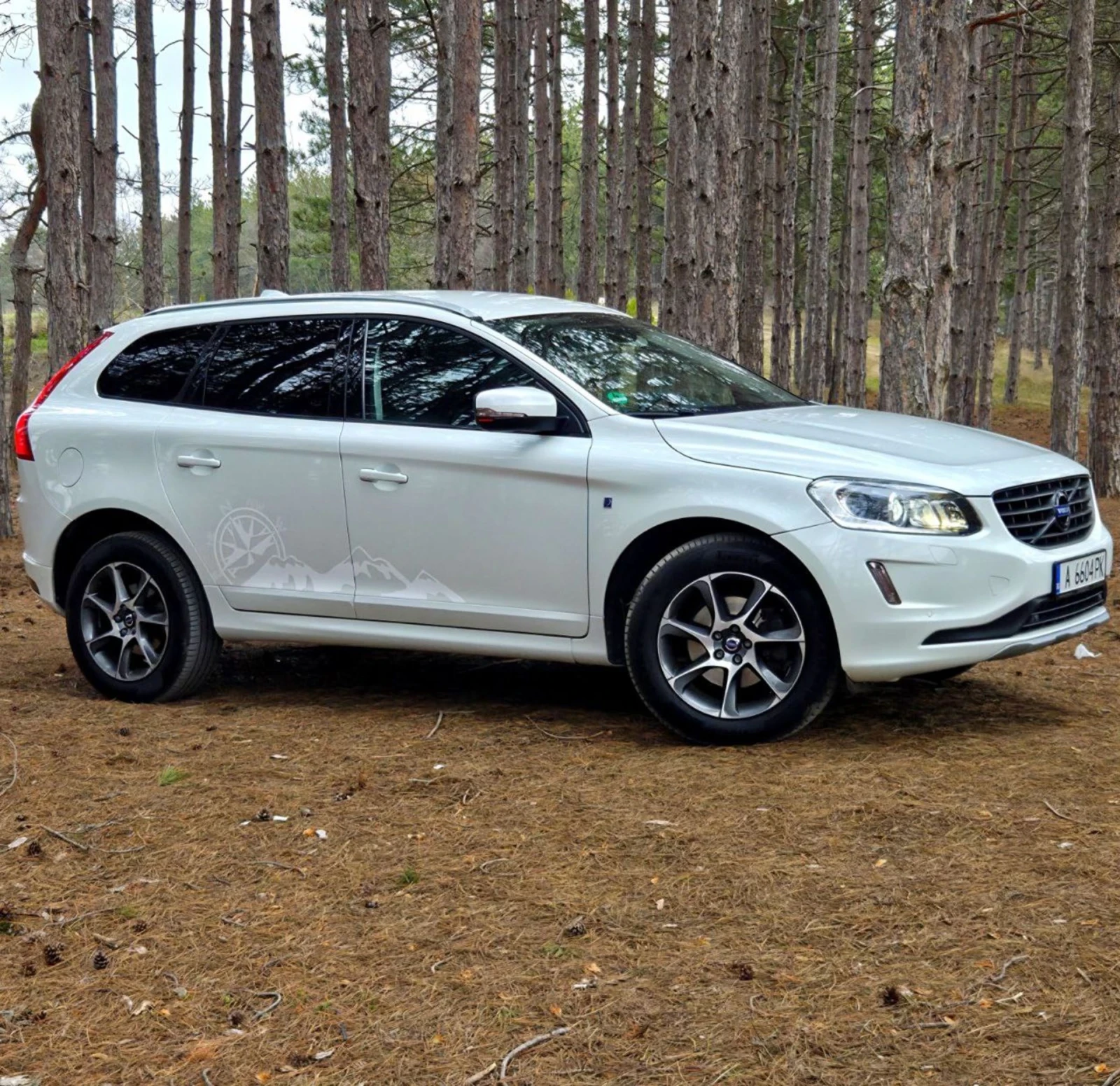 Volvo XC60 2.4 D5 4x4 Ocean Race, снимка 7 - Автомобили и джипове - 53834848
