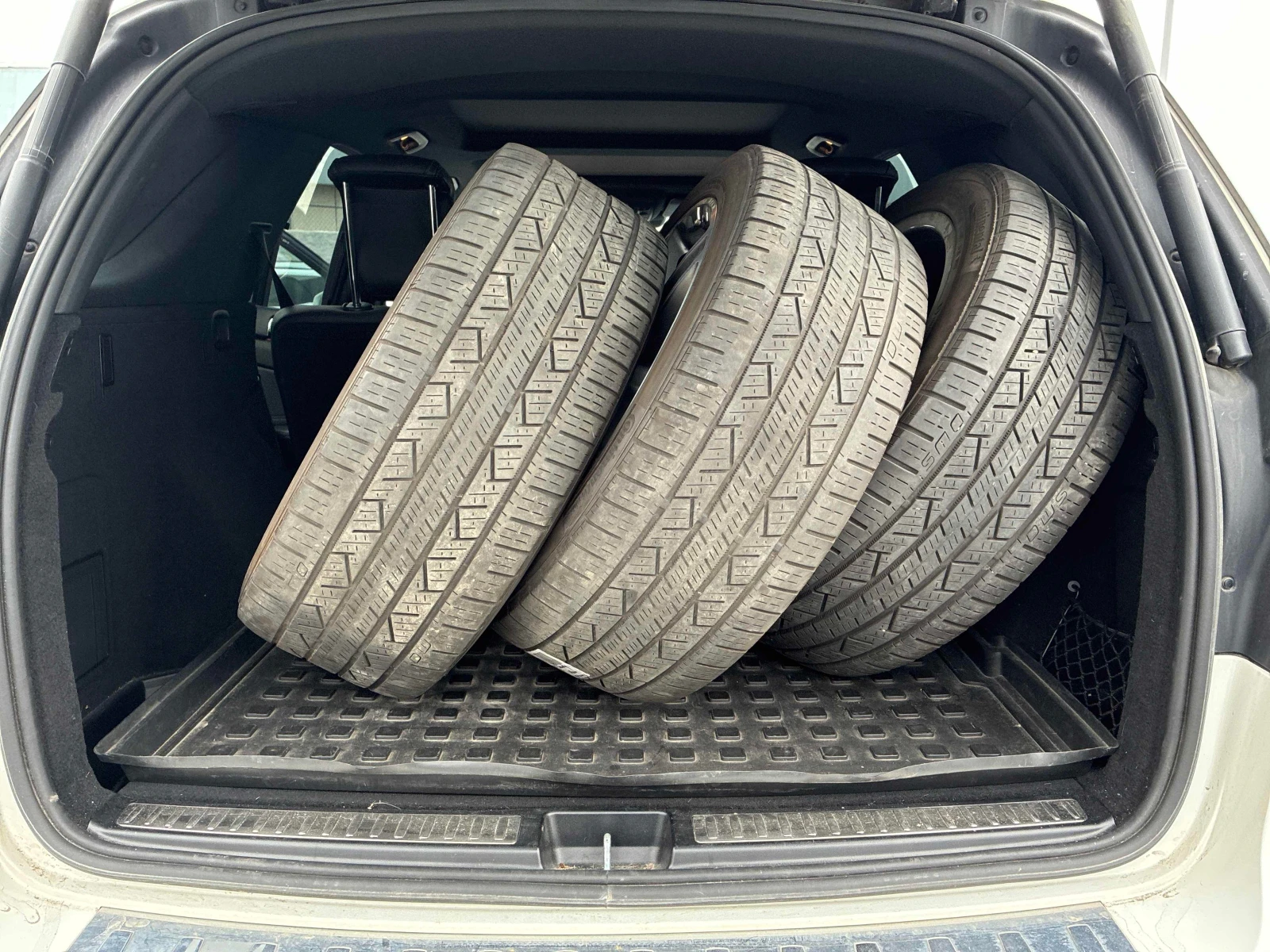 Mercedes-Benz GLE 400 AMG PK/360/HARMAN/ОБДУХ* , снимка 14 - Автомобили и джипове - 53937667