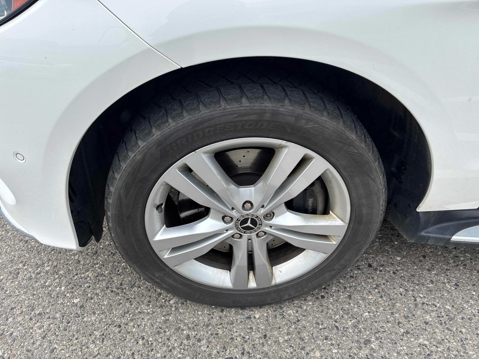 Mercedes-Benz GLE 400 AMG PK/360/HARMAN/ОБДУХ* , снимка 5 - Автомобили и джипове - 53937667