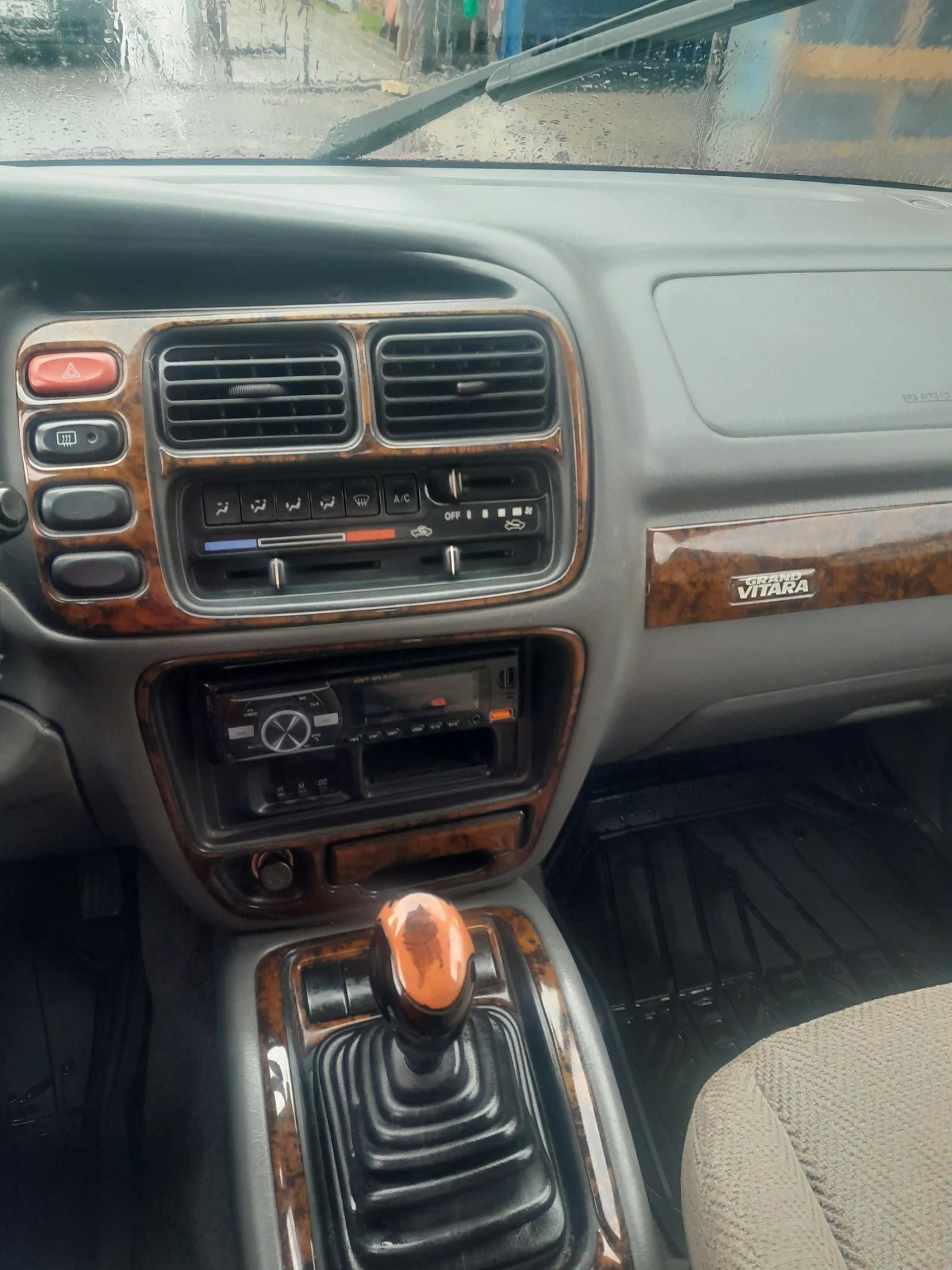 Suzuki Grand vitara, снимка 5 - Автомобили и джипове - 54148989