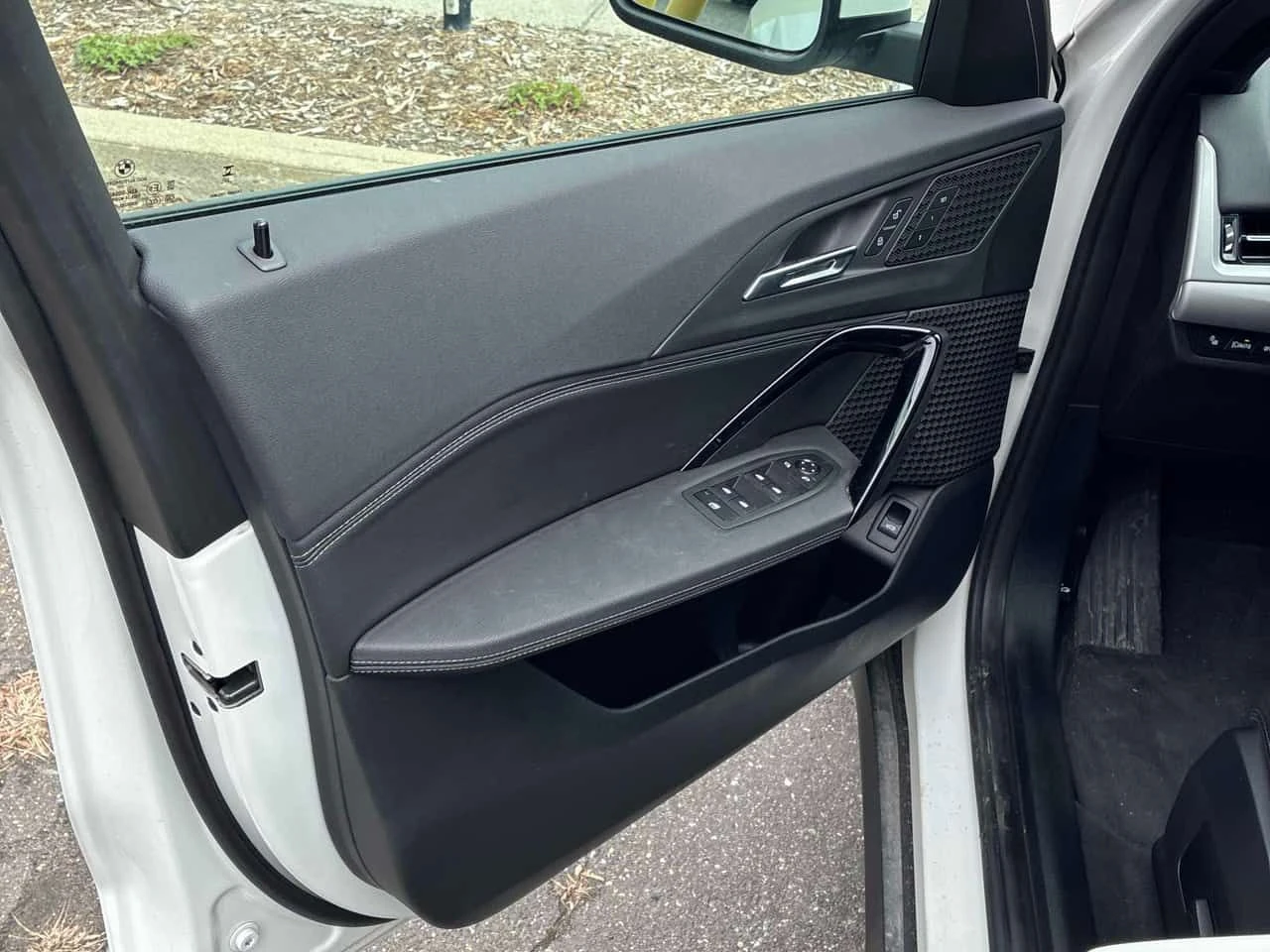 BMW X1 xDrive28i/ПАНОРАМА/ПОДГРЕВИ, снимка 10 - Автомобили и джипове - 54399066