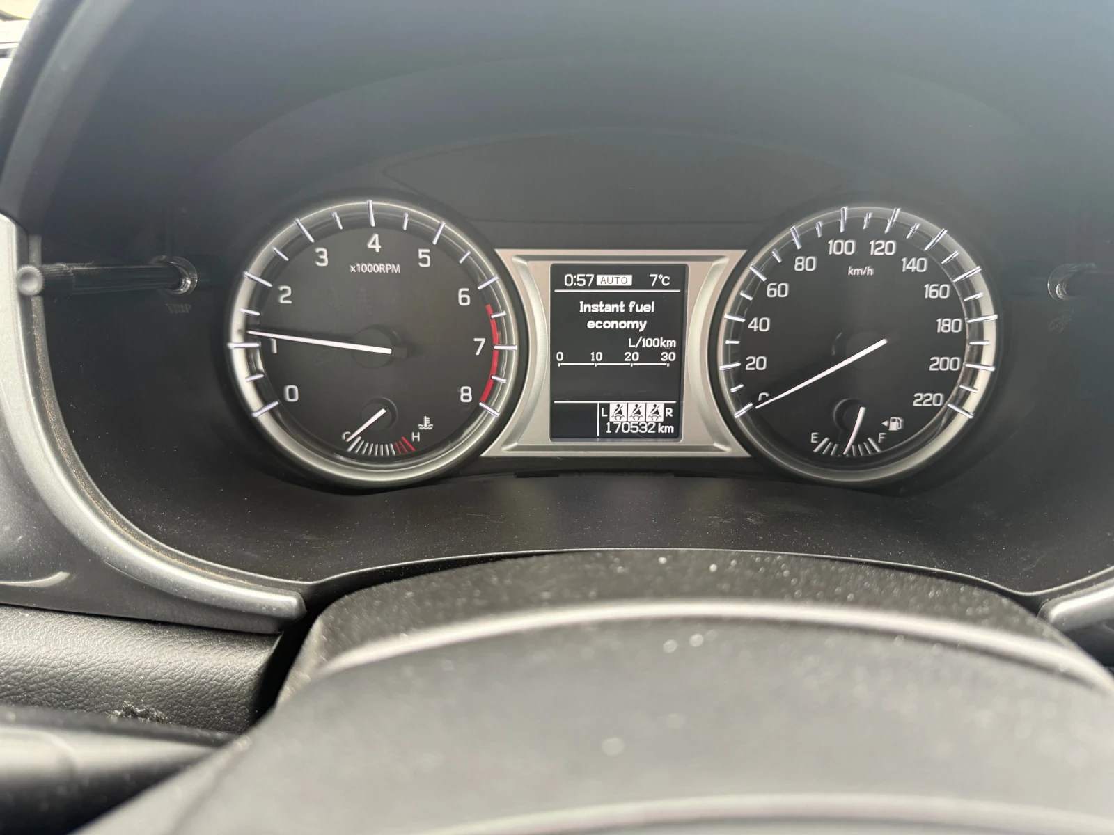 Suzuki Vitara 1.6i/4x4/Euro 6b, снимка 14 - Автомобили и джипове - 54444007