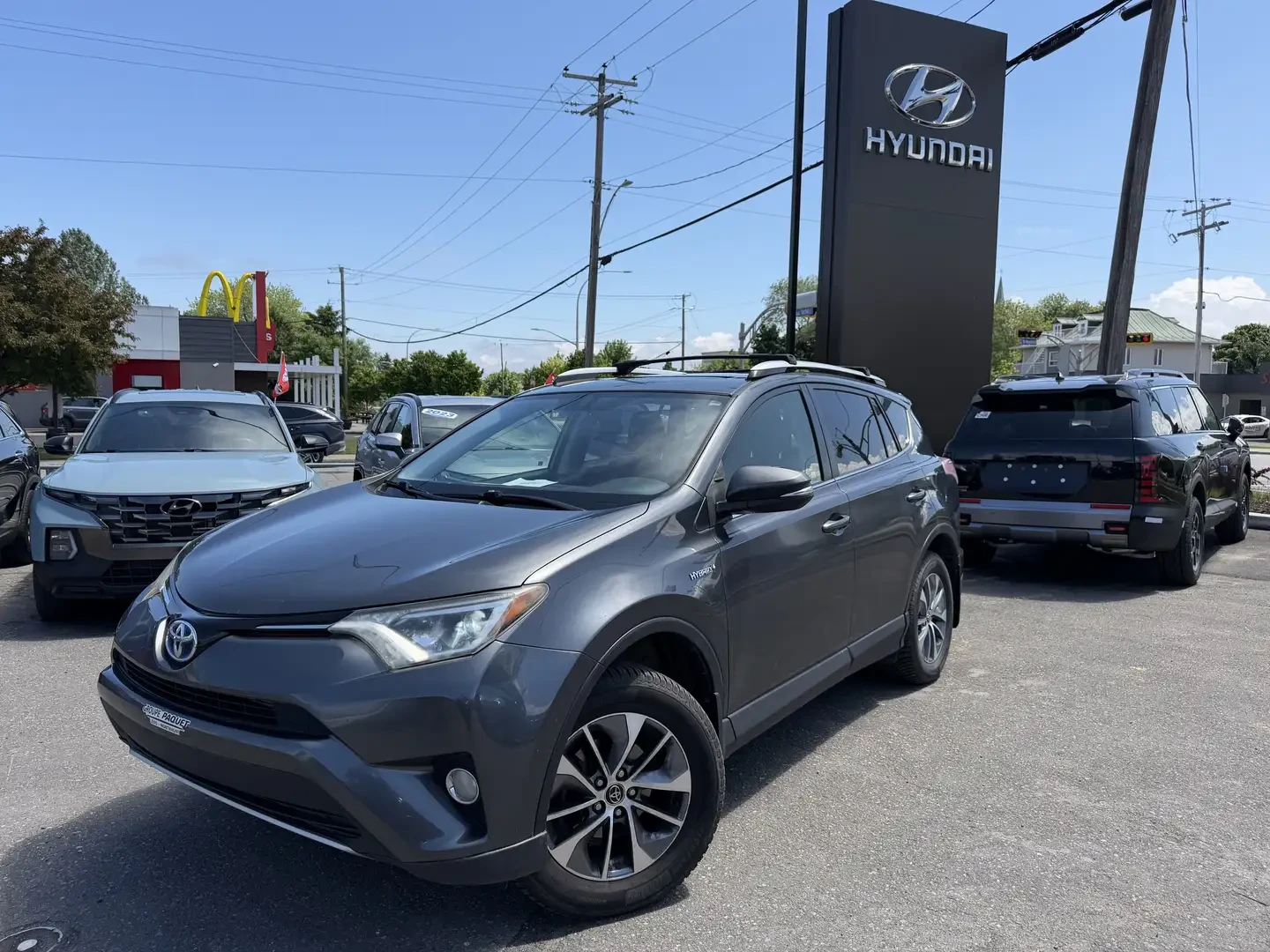 Toyota Rav4 Hybrid XLE, снимка 2 - Автомобили и джипове - 55314569