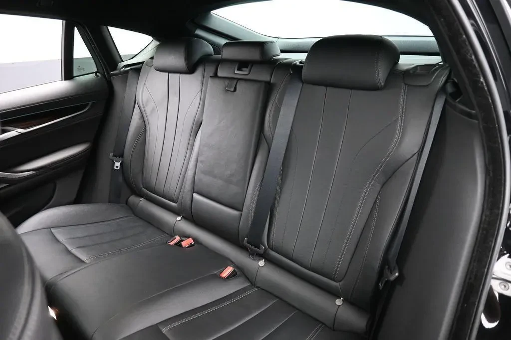 BMW X6 xDrive50i, снимка 14 - Автомобили и джипове - 55509386