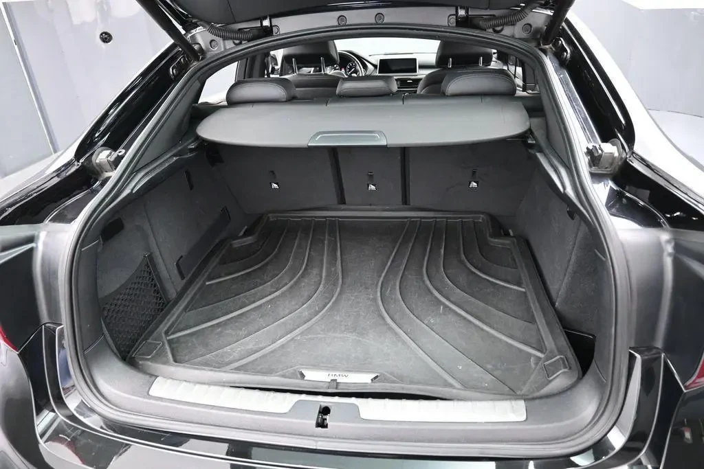 BMW X6 xDrive50i, снимка 17 - Автомобили и джипове - 55509386