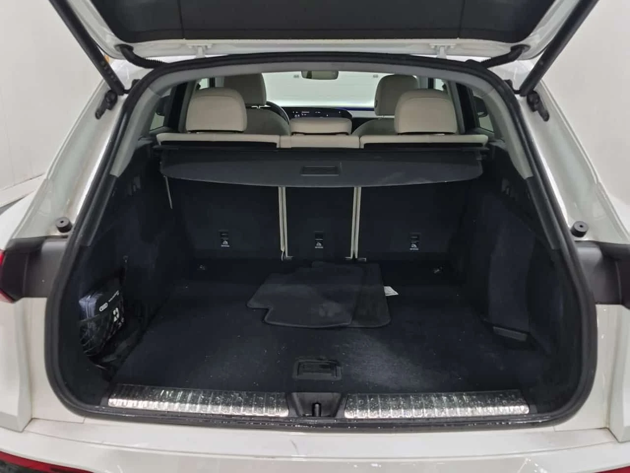 Audi Q5 * 2.0 TFSI QUATTRO * CARFAX * ОПЦИЯ ЗА ФИНАНСИРАНЕ, снимка 14 - Автомобили и джипове - 55526546