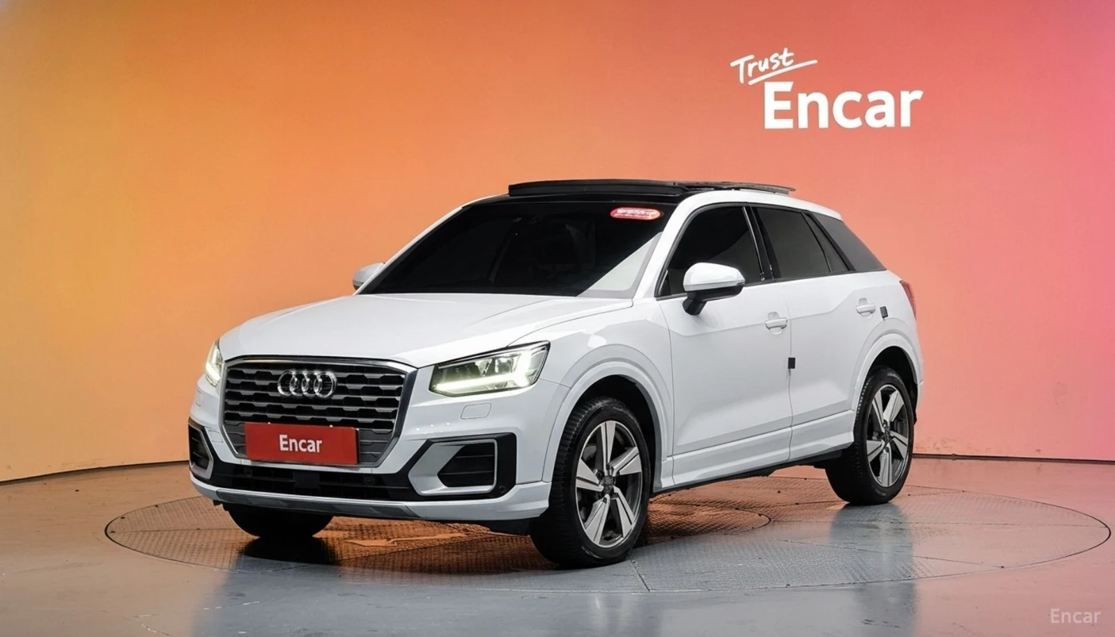 Audi Q2 35TDI* PREMIUM* ПОДГРЕВ* ПАНО* КАМЕРА* КОЖА* 