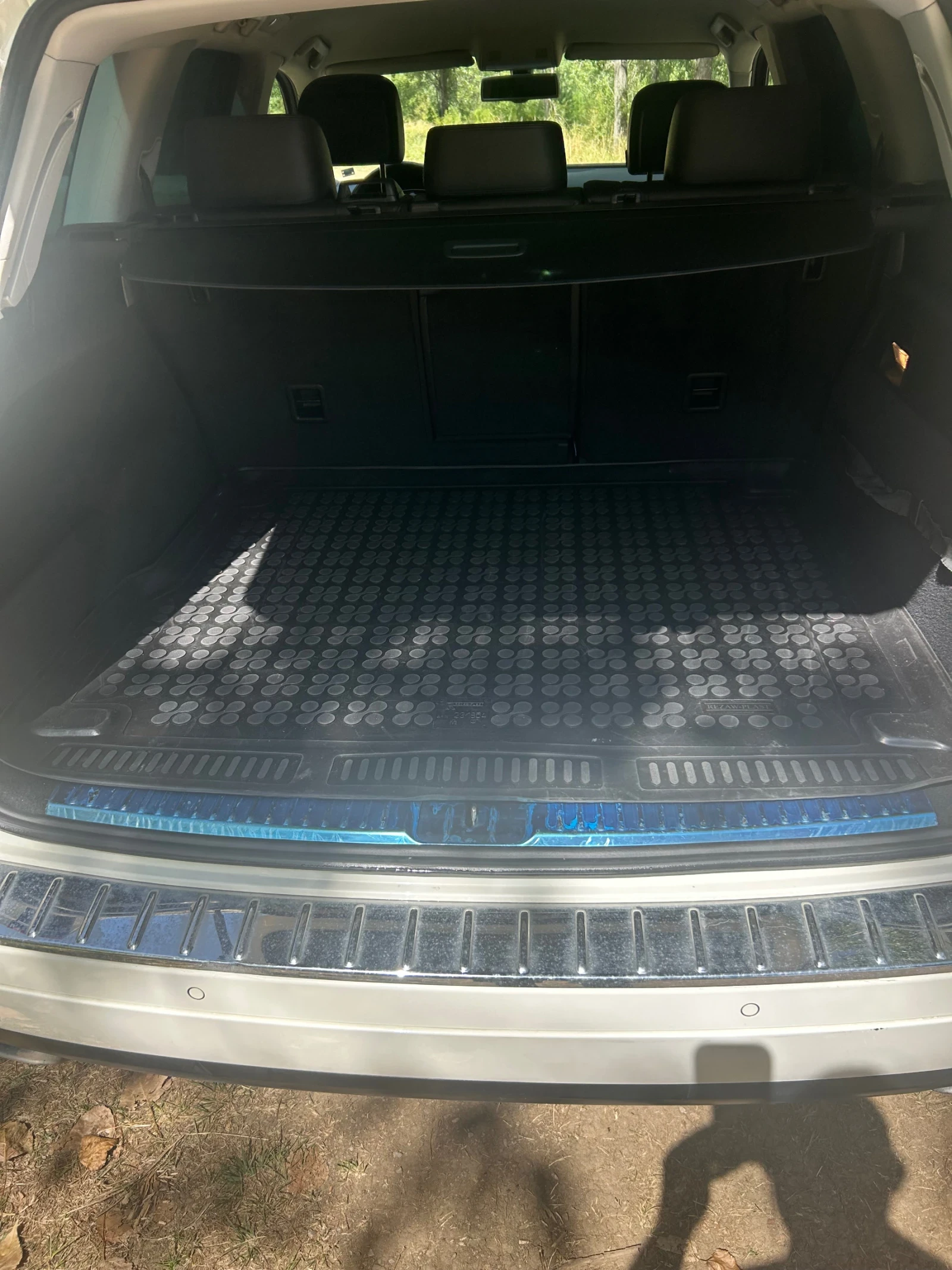 VW Touareg, снимка 5 - Автомобили и джипове - 55875805