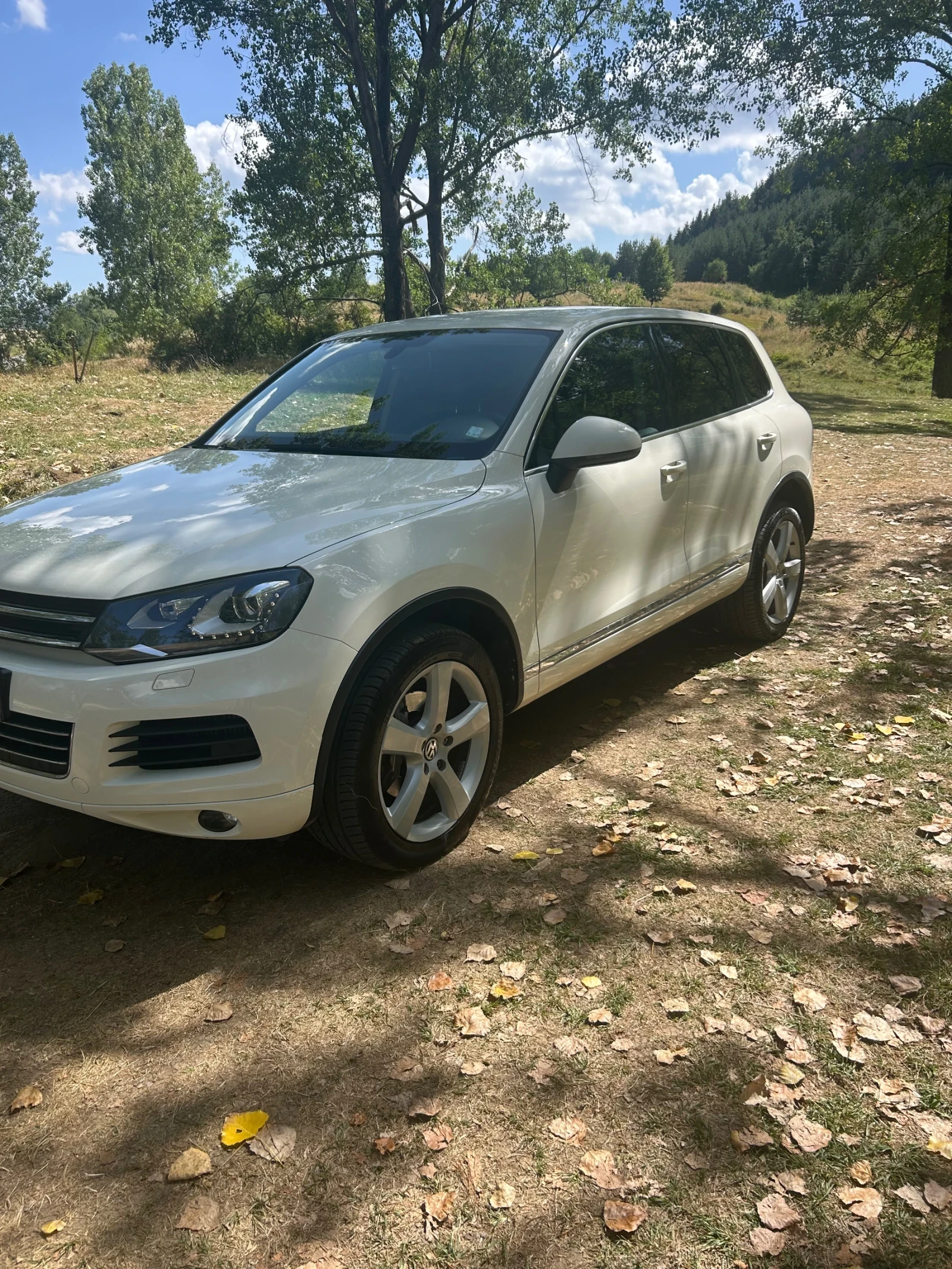VW Touareg, снимка 2 - Автомобили и джипове - 55875805