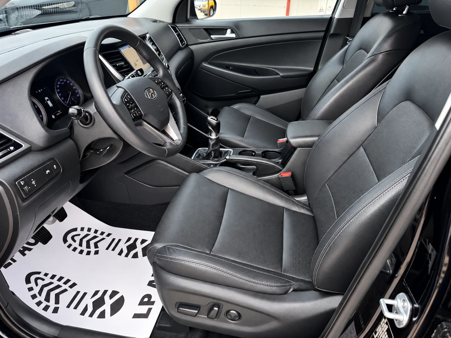 Hyundai Tucson * 1.7crdi* 116�.�* ��������* �������* Full*  | Mobile.bg � ����������� 7