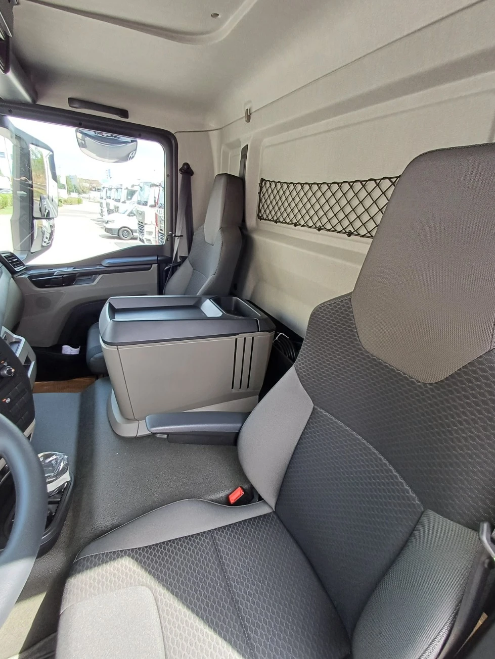 Man Tgm TGM 18.290 4x2 BL CH  | Mobile.bg   17