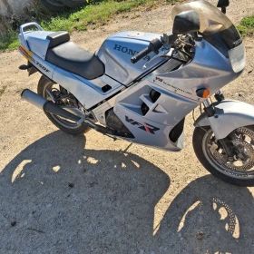 Honda Vfr 750, снимка 1