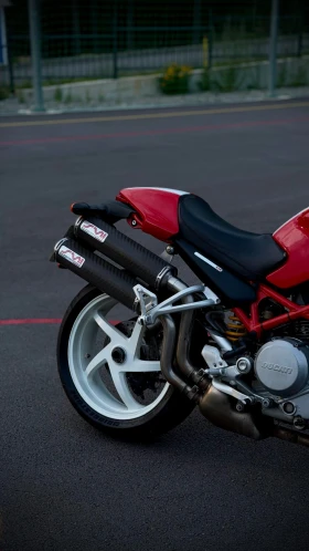 Ducati Monster S2R, снимка 4