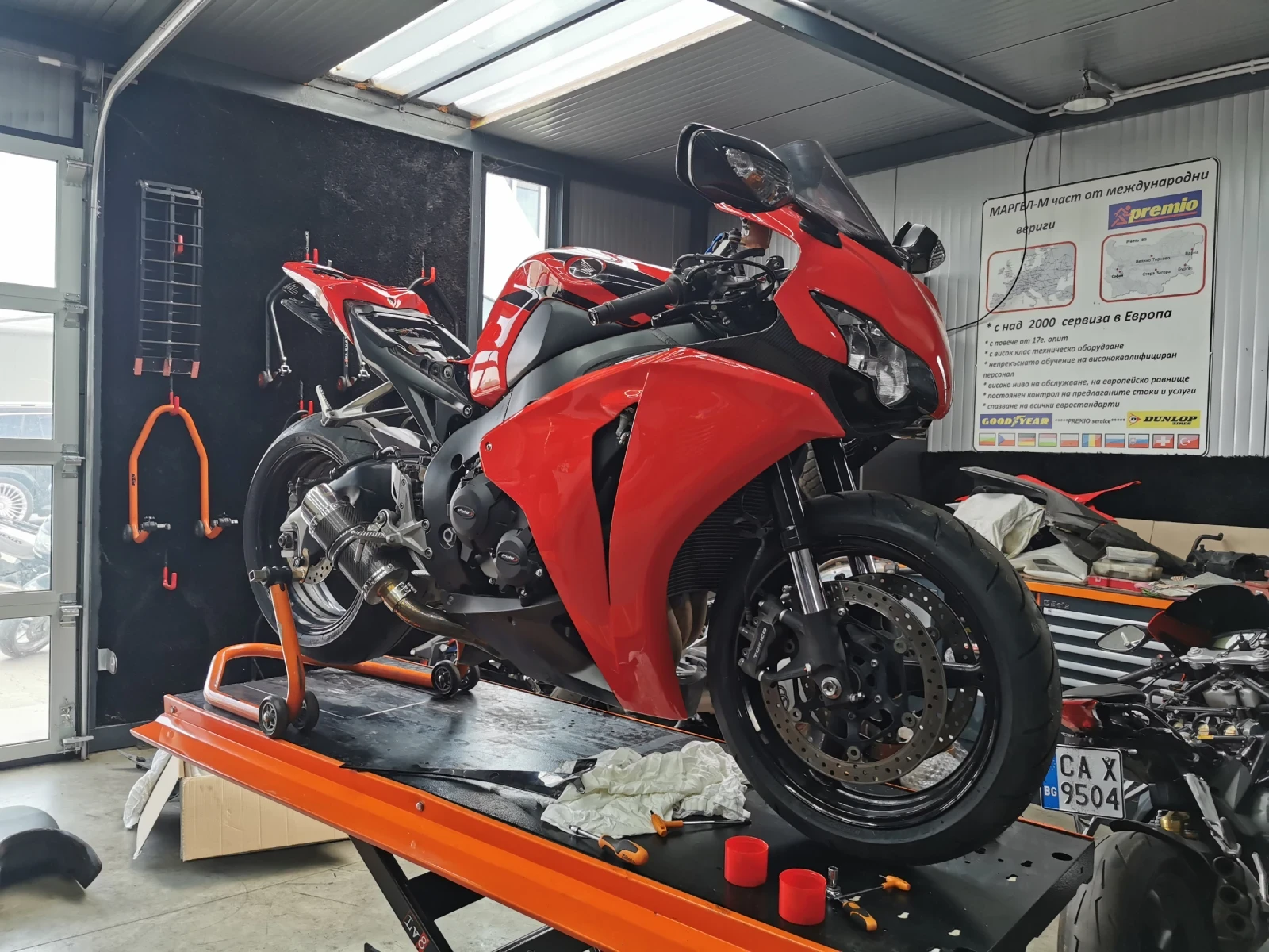 Honda Cbr 1000rr - изображение 2