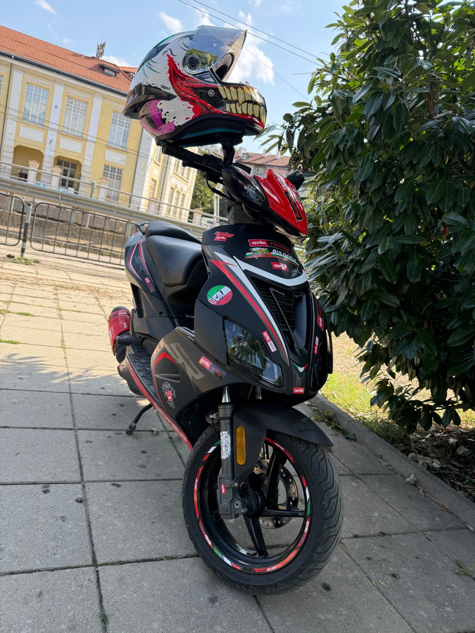 Aprilia Sr
