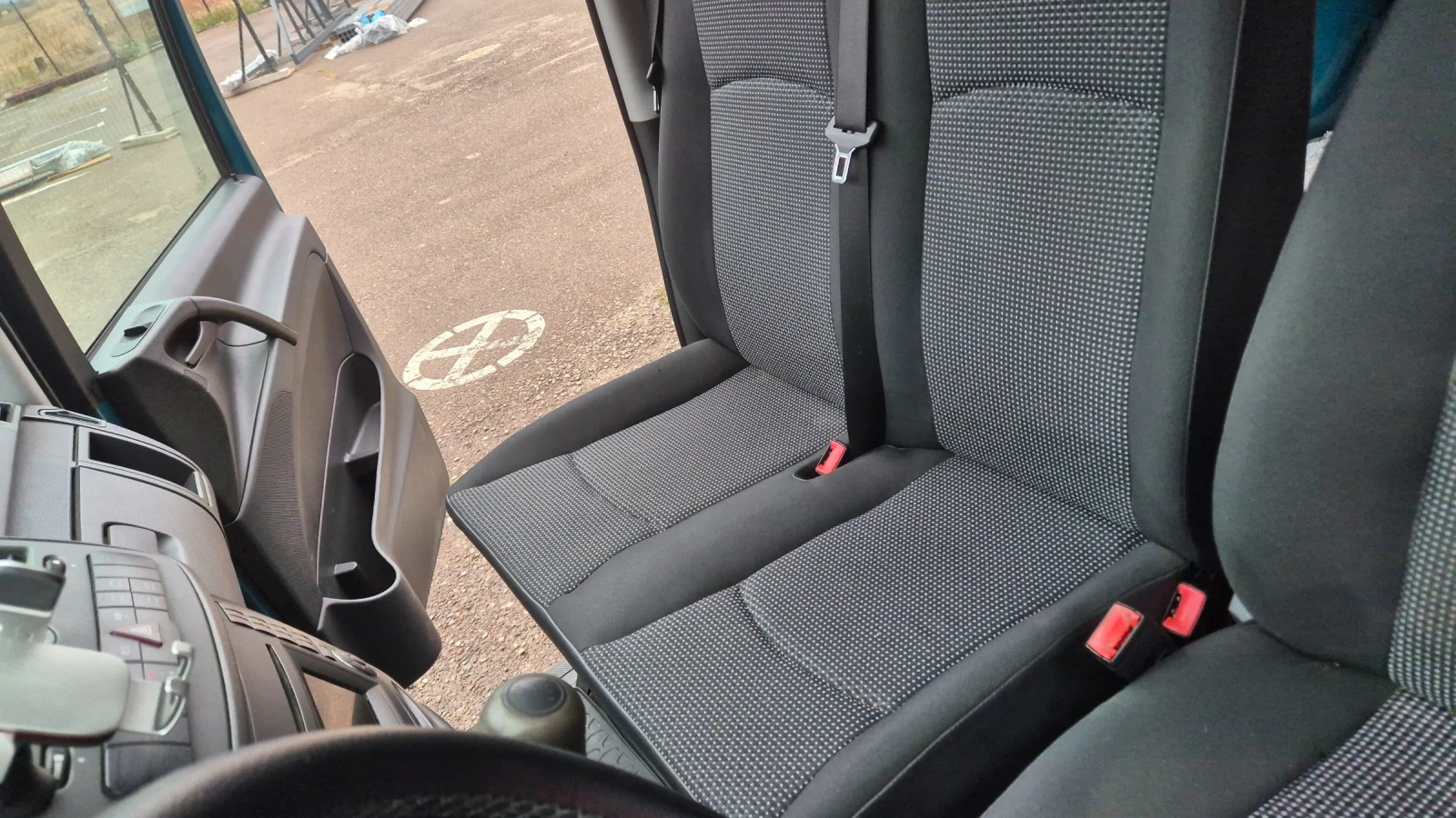 Кемпер Mercedes-Benz VITO - Висок, Дълга база, снимка 6 - Каравани и кемпери - 56075121